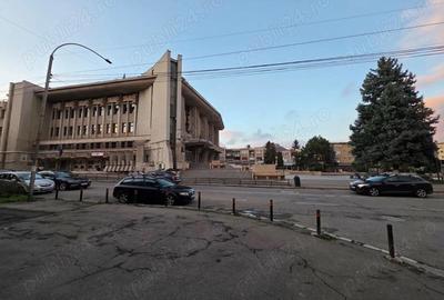 Spațiu comercial, de 50 mp, în Ultracentral - 10