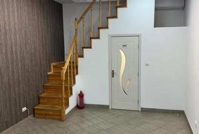 Spațiu comercial, de 50 mp, în Mazepa 1 - 3