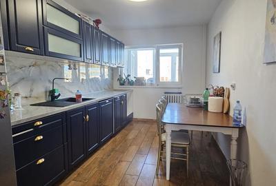 Apartament 4 camere 2 bai bloc reabilitat Alexandru Obregia. - 12