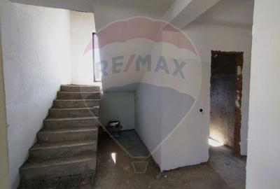 Vila moderna cu 4 camere de vanzare in Brebu, Prahova - 4