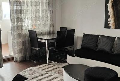 Apartament cu 3 camere decomandat în Central - 2