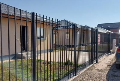 Casa individuala,la 800-900 m de STB si 3 km de metrou.Finalizata !!! - 2