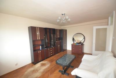 Apartament cu 3 camere decomandat in zona Dacia - 2