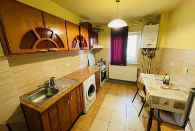Apartament cu 3 camere decomandat, mobilat în Între Lacuri - 3