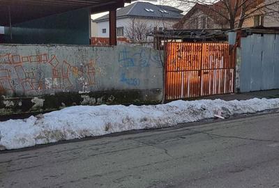 Casă cu 4 camere în Central - 1