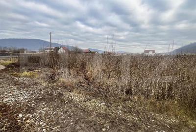 Teren de 1000 mp, în Central - 2