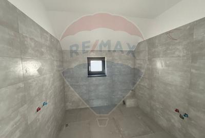 Casă cu 4 camere cu Teren 415 Mp în Lascăr Catargiu - 4