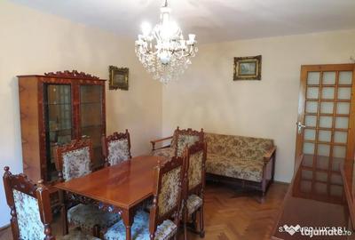 Apartament cu 3 camere decomandat în Micălaca - 2