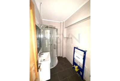 Casă individuală cu 6 camere cu Canalizare în Prelungirea Ghencea - 11