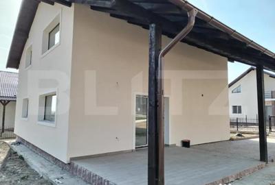 Casă cu 7 camere cu Teren 600 Mp în Central - 10