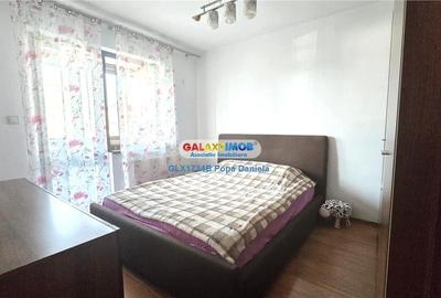 Vanzare apartament 3 camere decomandat, loc de parcare, mobilat