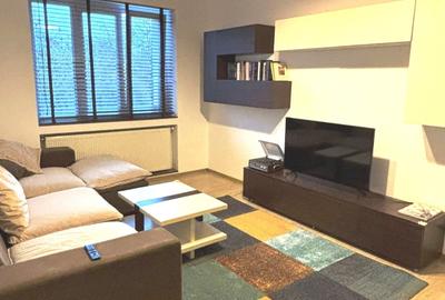 Piata Sudului metrou - Apartament 3 camere , 2 bai , vedere pe spate - 1