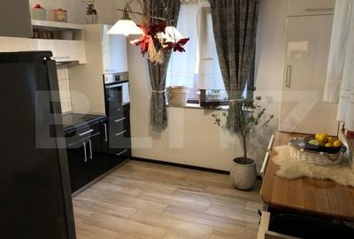 Casa individuala, 150 mp, curte 700 mp, zona Bulevardul Revolutiei - 19