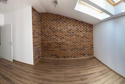 Casă cu 5 camere cu Teren 175 Mp în Central