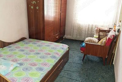 Apartament cu 3 camere decomandat în Traian - 5