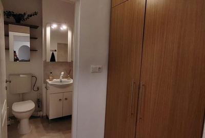 Apartament cu 3 camere în Micro 6 - 20
