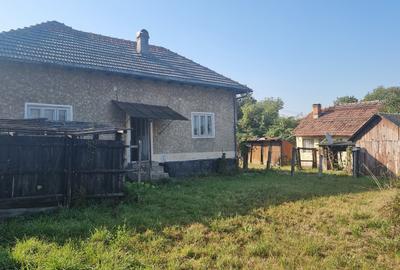 Casă individuală cu 3 camere cu Canalizare în Bunești - 4