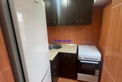 Garsonieră în CET - 5