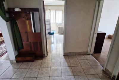 Apartament cu 4 camere semidecomandat în Rahova - 7