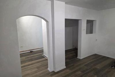 Spațiu comercial, de 40 mp, în Centrul Civic - 2