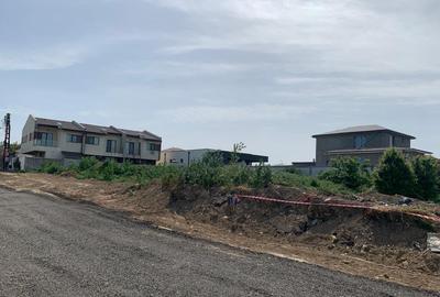 Teren de 405 mp, în Palazu Mare