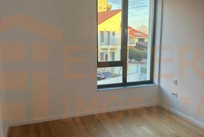 Vila deosebita de vanzare - zona Mamaia Nord pe malul lacului - 10