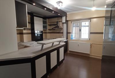 Apartament cu 3 camere decomandat în Nerva Traian - 7