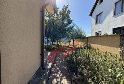 Casă cu 4 camere cu Teren 665 Mp în Malu Mare - 8