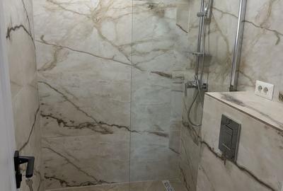 Apartament cu 3 camere decomandat în Central - 1