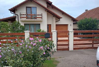 Casă cu 4 camere în Central - 10