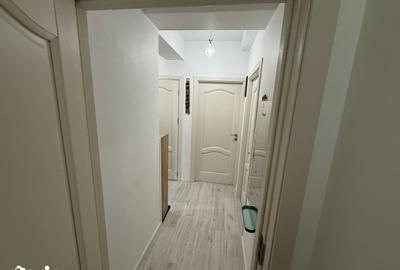 Apartament cu 3 camere decomandat, mobilat în Palazu Mare - 6