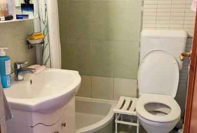 Apartament cu 4 camere decomandat în P-ța Muncii - 6