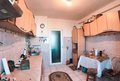 De vanzare apartament 2 camere micro 20 50m2 - 2