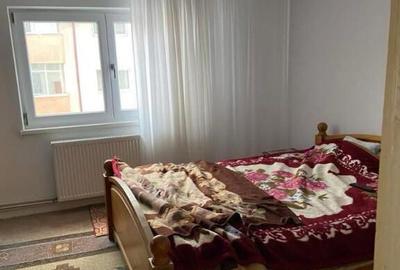 Apartament 3 camere, decomandat - zona Noua - 3