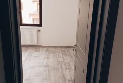 Casă / vilă Ștefănești / comuna Călinești , finisaje moderne ! - 21
