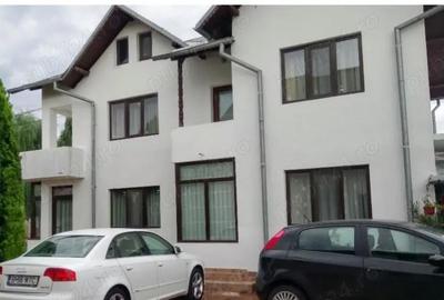Casă cu Teren 400 Mp în Central - 8