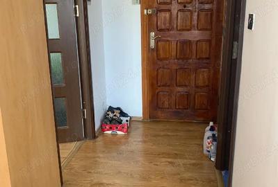 Garsonieră decomandată în 1 Mai - 7