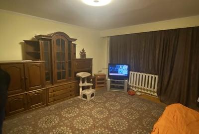 Apartament cu 2 camere decomandat în Frații Golești - 2
