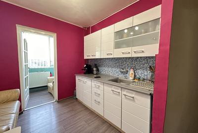 Apartament, 2 camere, 50 mp utili, etajul 3 - zona Lipovei - 2