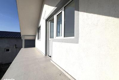 Casă cu 4 camere cu Teren 300 Mp în Tuzla - 2