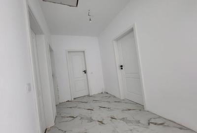 Casă cu 4 camere cu Teren 250 Mp în Bragadiru