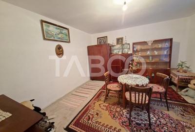 Casa cu 6 camere 720 mp teren in sat Bungard din judetul Sibiu Casa cu 6 camere 720 mp teren in sat Bungard din judetul Sibiu - 16