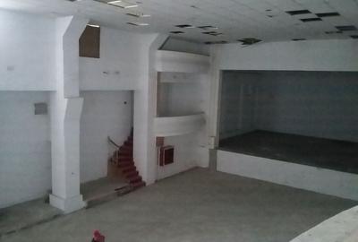 Imobil comercial cu trafic 1600 mp - 8