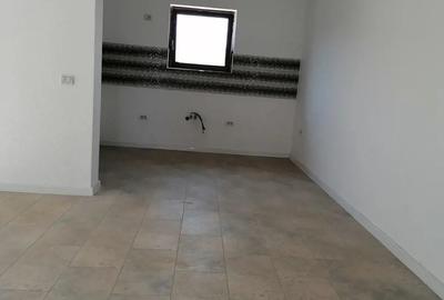 Vand jumatate de duplex, 82 metri utili plus terasa - 3