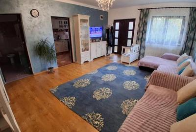 Casă cu 3 camere cu Canalizare în Valea Lupului - 2