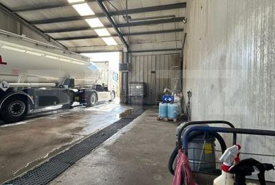 Spațiu comercial, de 390 mp, în Central - 8