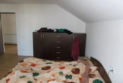 Casă cu 4 camere cu Teren 1190 Mp în Parța - 20