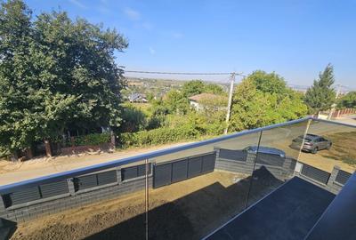 Vila eleganta tip duplex Visan - 13