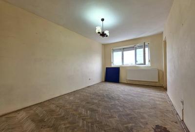 Proprietar-3 camere- apartament central, gata de personalizat după bunul plac