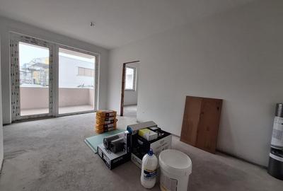 Apartament cu 2 camere semidecomandat în Florești - 3